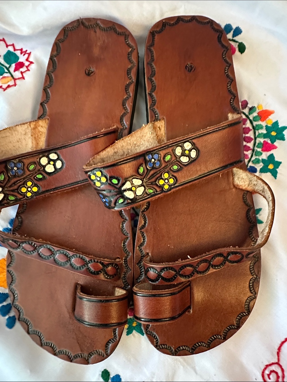 SIZE 7US Hand-Painted Brown Leather Floral Sandals